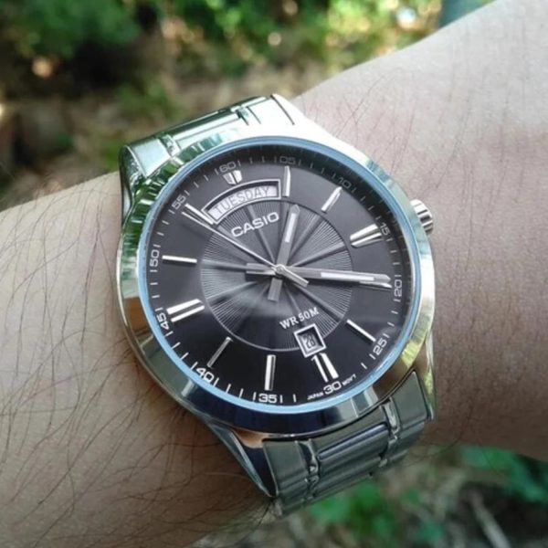 ساعت مردانه کاسیو مدل MTP-1381D-8A